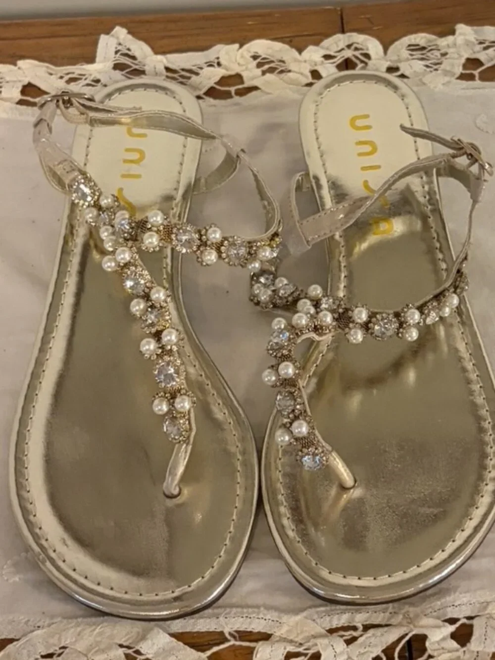 Unisa Women's Size 7.5 Sling Back Beaded Sandal. Gold with Crystal and Pearl.